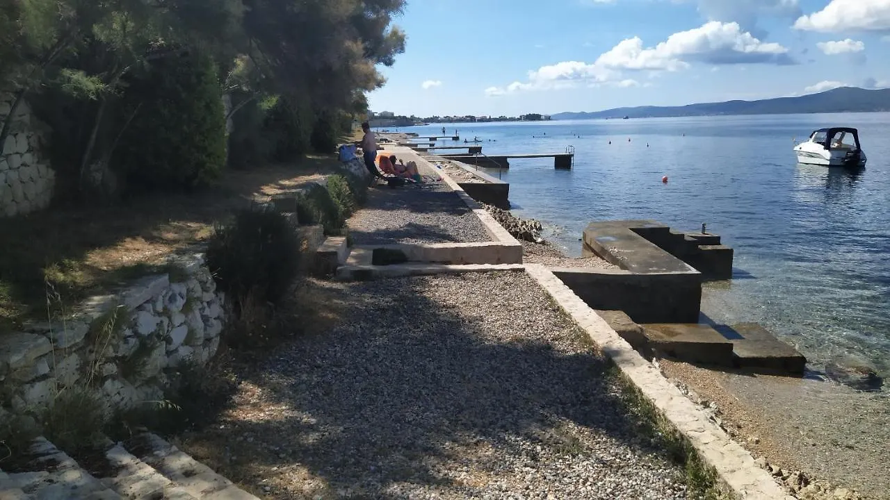 Apartments Dora 2 Bibinje