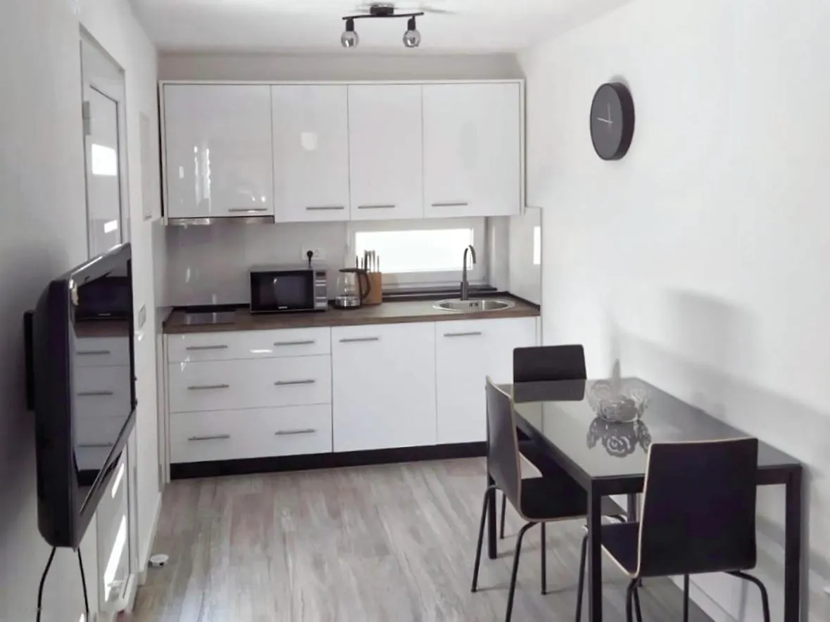 Apartments Dora 2 Bibinje 0*,  Croatia