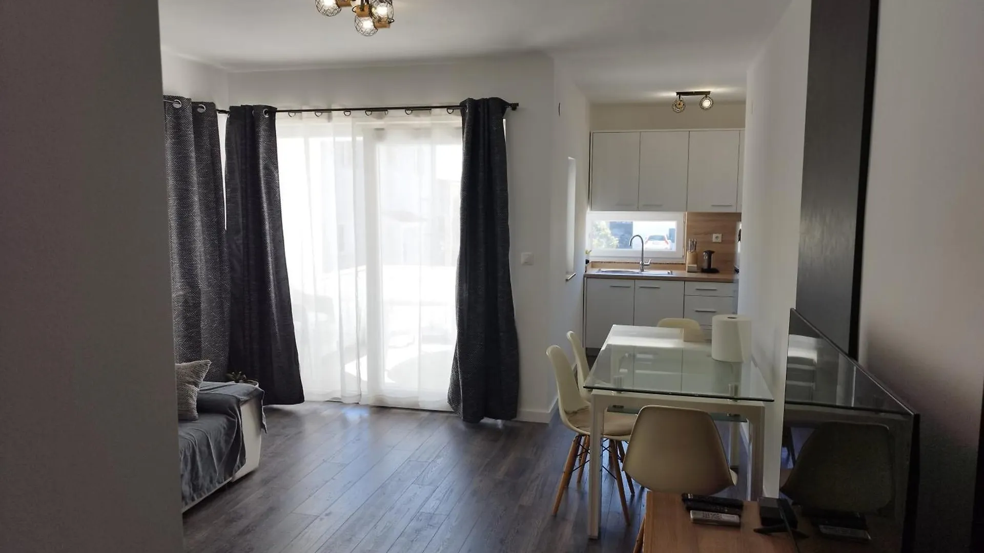 Apartments Dora 2 Bibinje