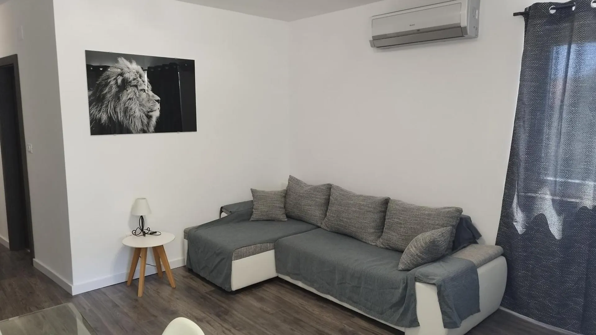 Apartments Dora 2 Bibinje 0*,