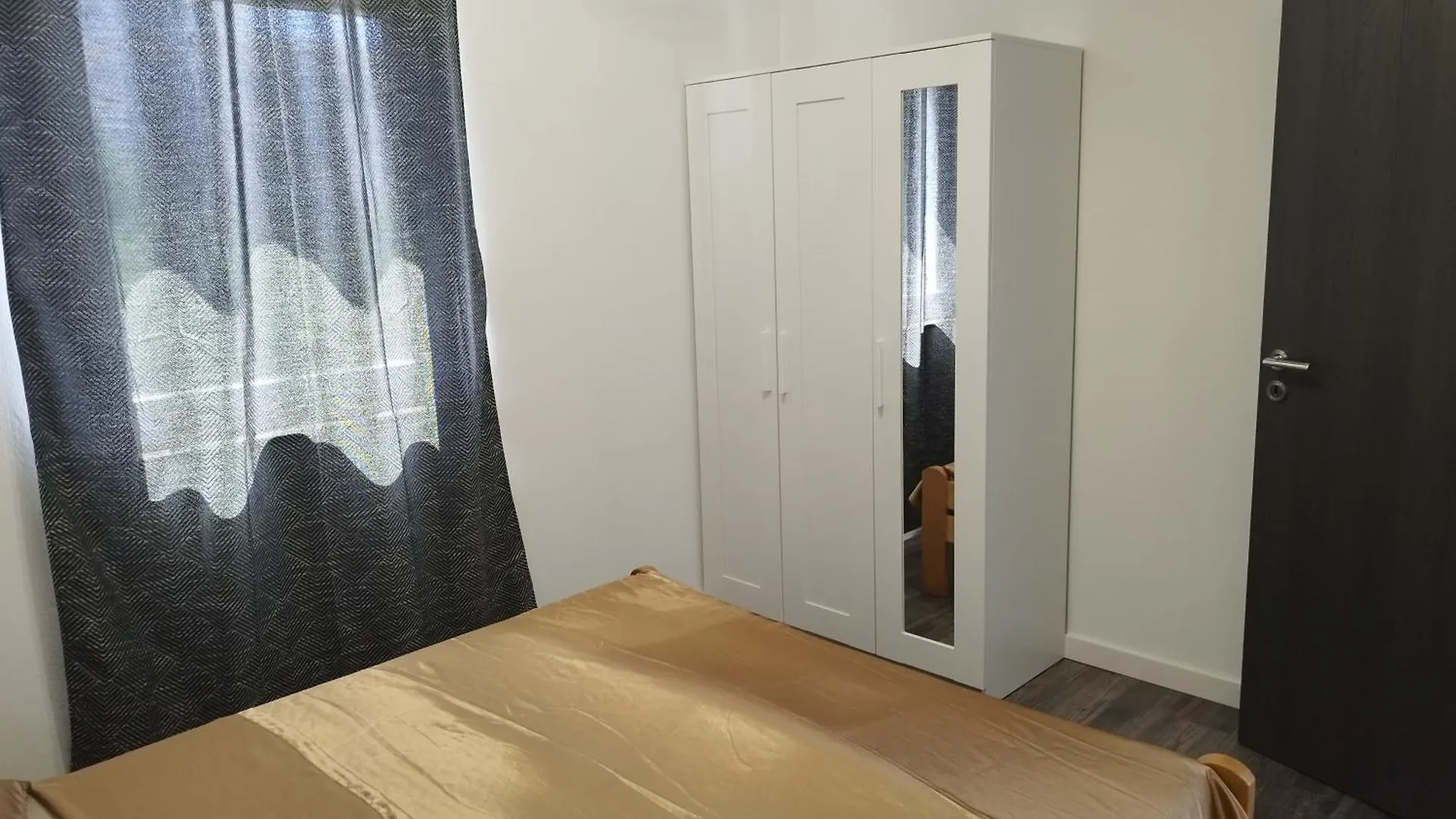 Apartments Dora 2 Bibinje 0*,